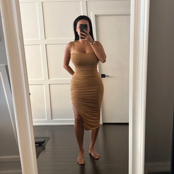 High slit, midi dress. Size medium - Picture 1 of 1